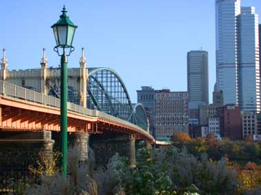 Pittsburgh and the Smithfield Street Bridge on a sunny fall day